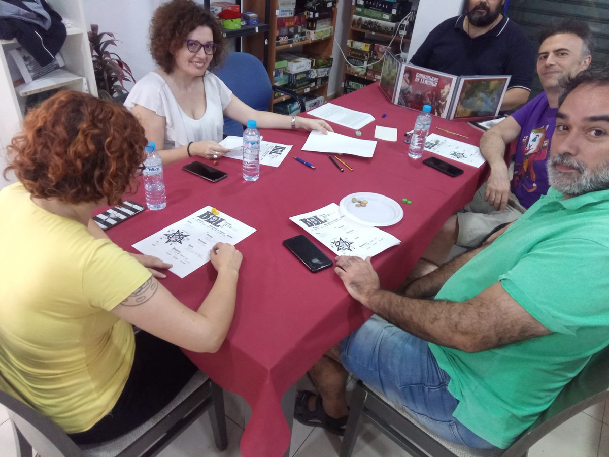 queremosjugar's tweet photo. En Queremos Jugar se están celebrando unas Mini Jornadas de Rol! Llevan todo el fin de semana en modo maratón. 

Alien, IMSERSO, INNOMINE, Cybersalles, Zombie… entre otros títulos. Seguirán por la sede esta tarde, ¿te lo vas a perder?

#minijornadasrolqj #queremosjugar #rol https://t.co/tha8B58nlG