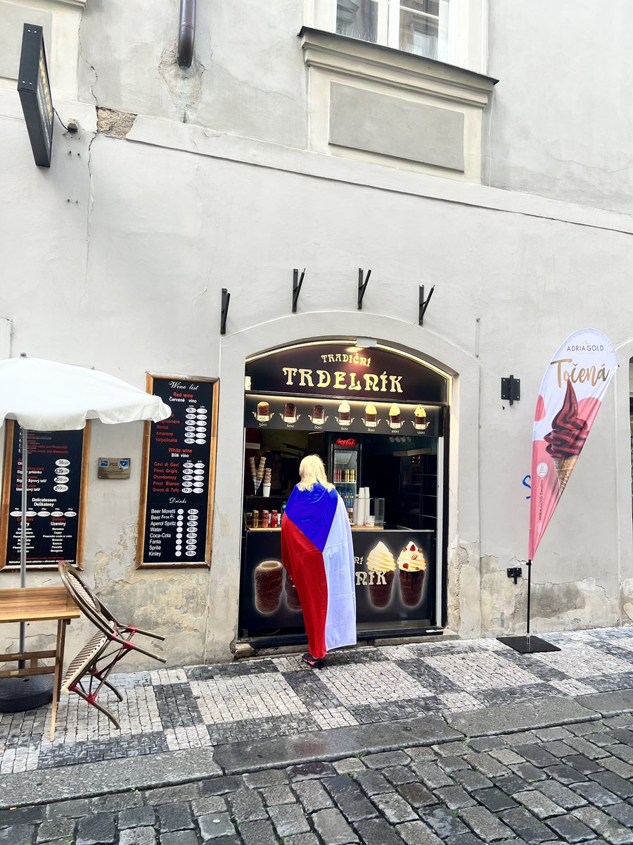 janekrubes's tweet photo. Tradiční český… https://t.co/ORl0Qo3xyZ