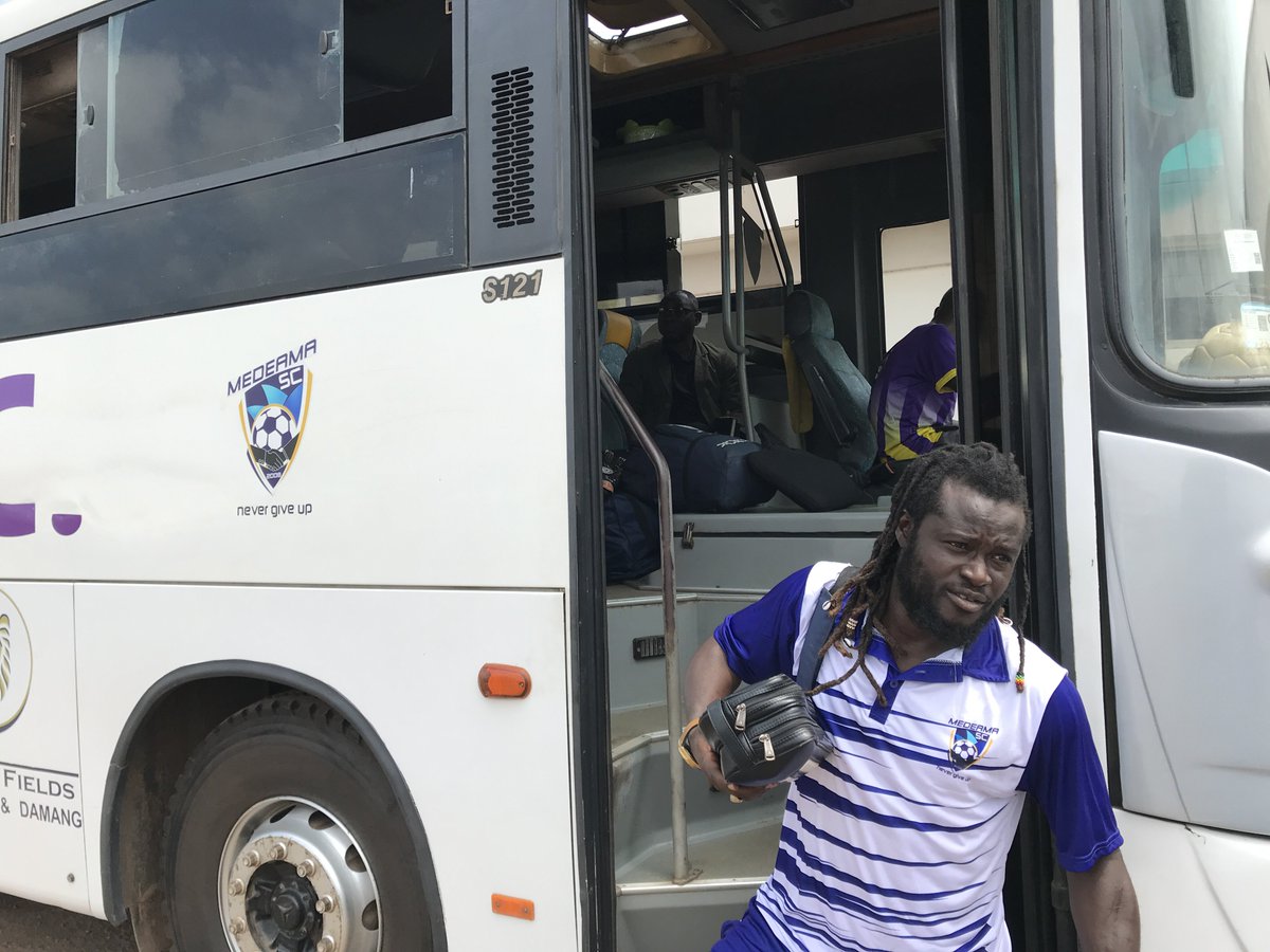 MedeamaSC's tweet photo. We are here at the El Wak stadium 🏟
#LegMed #Nevergiveup https://t.co/sVqPBUo9Tc