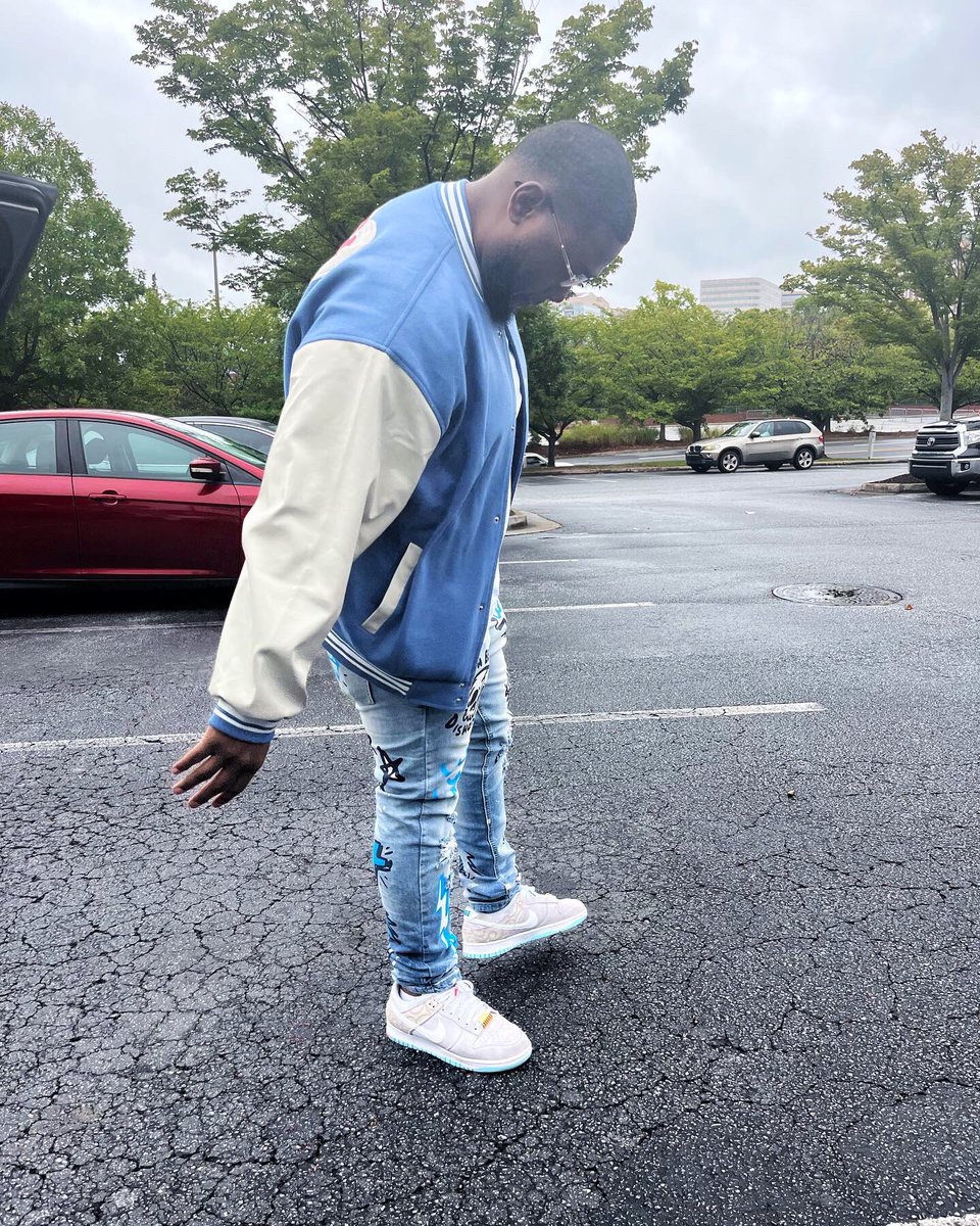 Roddo2x's tweet photo. I forgot About Twitter 😭 My Birthday Weekend Was Coo But IM Still Finna Act Up 🌟 #Big24 https://t.co/hjTWoKokBa