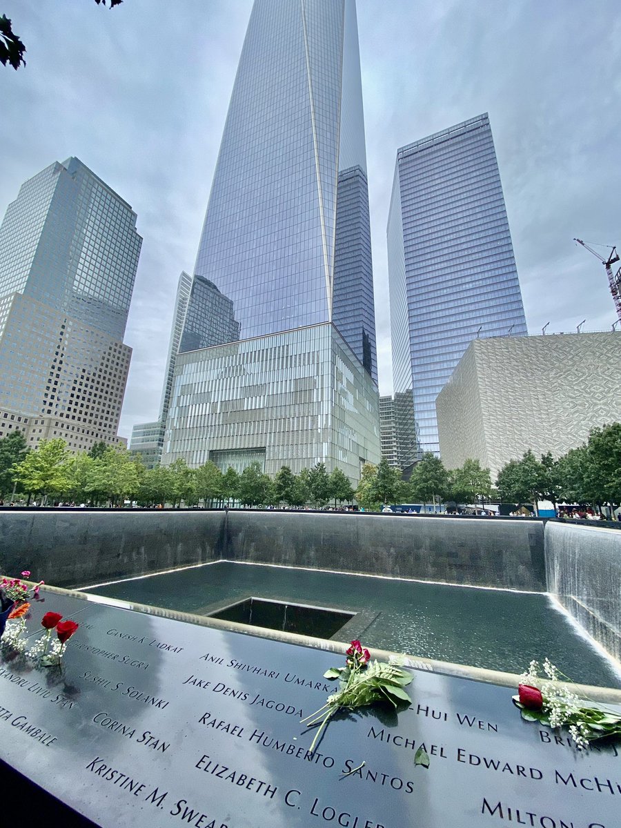 #NeverForget #911Anniversary 
Sterkt å være tilstede å markeringen av 9/11, sammen med <a href="/Stottegruppen/">Støttegruppen 22/7</a> #22juli