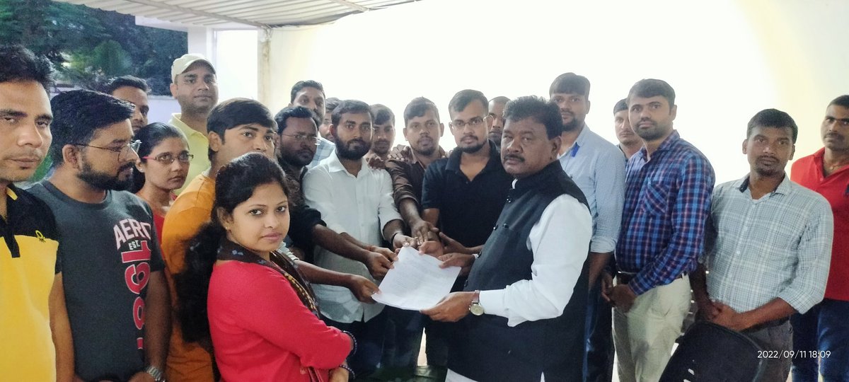 VIKASHK42785685's tweet photo. माननीय पूर्व मंत्री श्री @bandhutirkeymla सर को समस्त पंचायत सचिव अभ्यर्थियों के तरफ से बहुत बहुत आभार !
सर ने हम सभी को आस्वस्त किया कि आपलोगों का नियुक्ति जरूर होगा। आपलोग निश्चित रहें।
आभार ! https://t.co/VQzGUYIODU