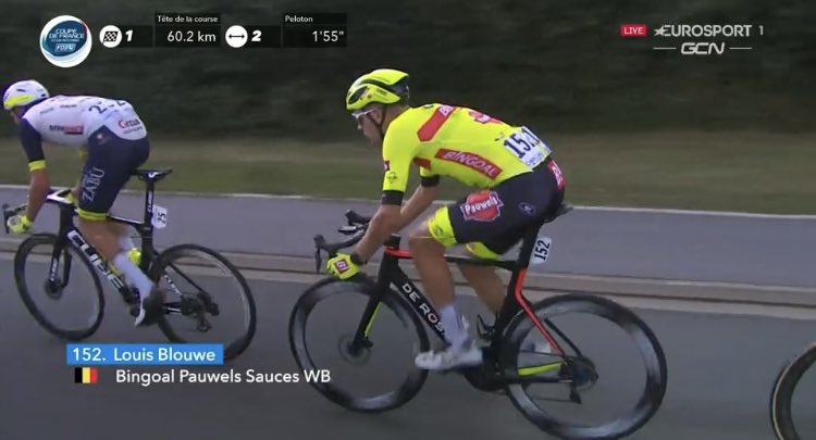 WagnerBazinWB's tweet photo. 🇫🇷 #GPFourmies 
Nous avons @Lblouwe dans l’échappée de 5 coureurs du @Gpfourmies #coupefefrance à l’entrée du circuit local à Fourmies 👍

📺 @Eurosport_FR 
#bingoalpauwelssauceswb https://t.co/LEi65XnGeD