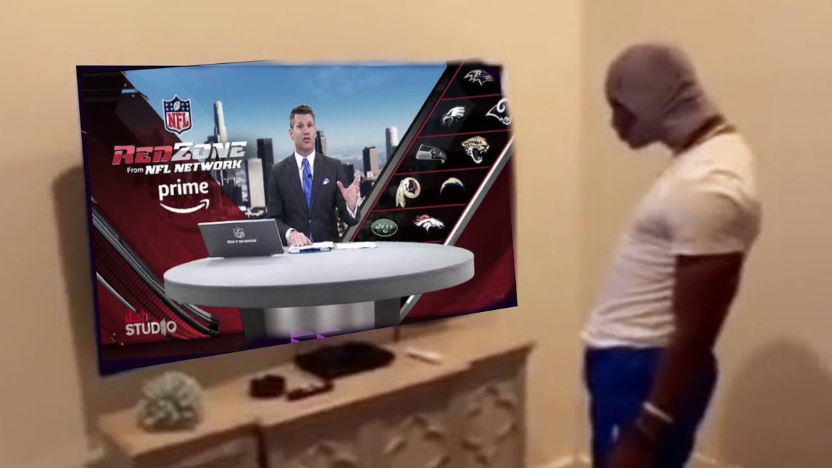 barstoolsports's tweet photo. NFL Sunday is finally here https://t.co/1qKWXJsVJs
