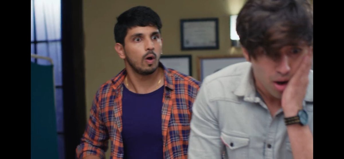 SrushtiOza's tweet photo. I will NEVER get over this- Jsjsjsjsjsjjsjs
π€£π€£π€£π€£ππππ
#ShivaPandya #DevPandya #PandyaBrothers #PandyaStore
#KanwarDhillon and his expressions man!!! π€£π€£π€£ππ https://t.co/LbyH3cyzfZ