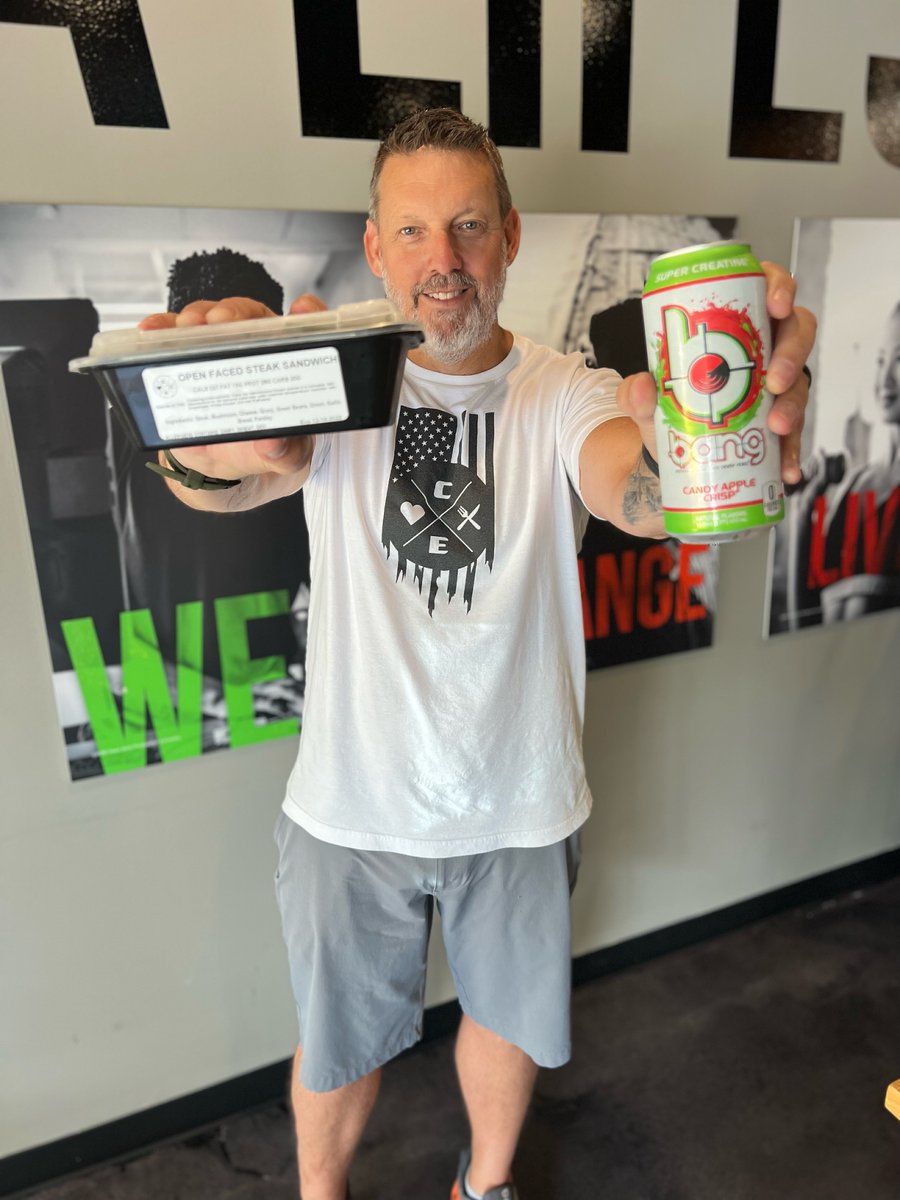 CleanEatzGVLNC's tweet photo. 𝑳𝒐𝒘-𝒎𝒂𝒊𝒏𝒕𝒆𝒏𝒄𝒆 𝒎𝒆𝒂𝒍𝒔 𝒘𝒊𝒕𝒉 𝑯𝑰𝑮𝑯 𝒔𝒕𝒂𝒏𝒅𝒂𝒓𝒅𝒔. 💪🏼

Quality and convenience are friends, which is why we thoughtfully source every ingredient used in our pre-made meals.

Swing by and stock up!

#greenvillenc #ecufootball #ecugameday #ecu... https://t.co/NUKcxFOnFG