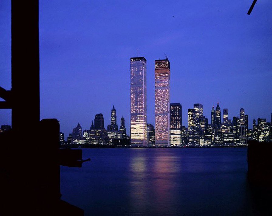 vijay_kas's tweet photo. Never forget and continue to honor the below #911NeverForget https://t.co/3cIZlq2fNr