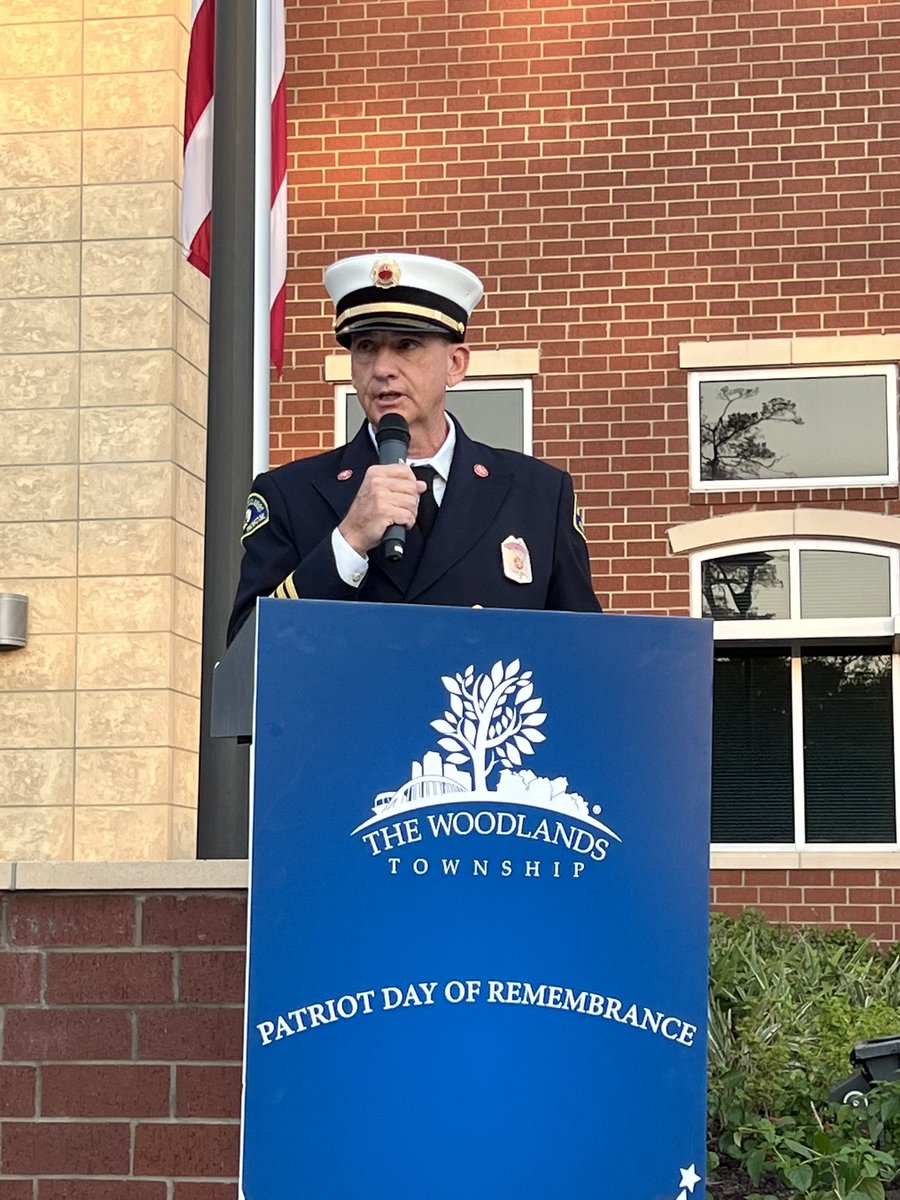 RepKevinBrady's tweet photo. Honored to attend #TWFD Patriot Day of Remembrance to pay tribute to lives lost 21 years ago today in worst terrorist attack on U.S. &amp; fallen first responders whose bravery/sacrifice must never be forgotten. https://t.co/QYRTrtr0I8