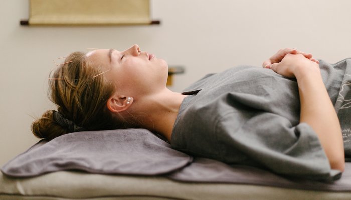 ForHealthNews's tweet photo. Health News Can Facial Acupuncture Actually Ease Fine Lines Wrinkles We Asked The Experts https://t.co/RJ2dx7re5T https://t.co/kqvL0lmms1