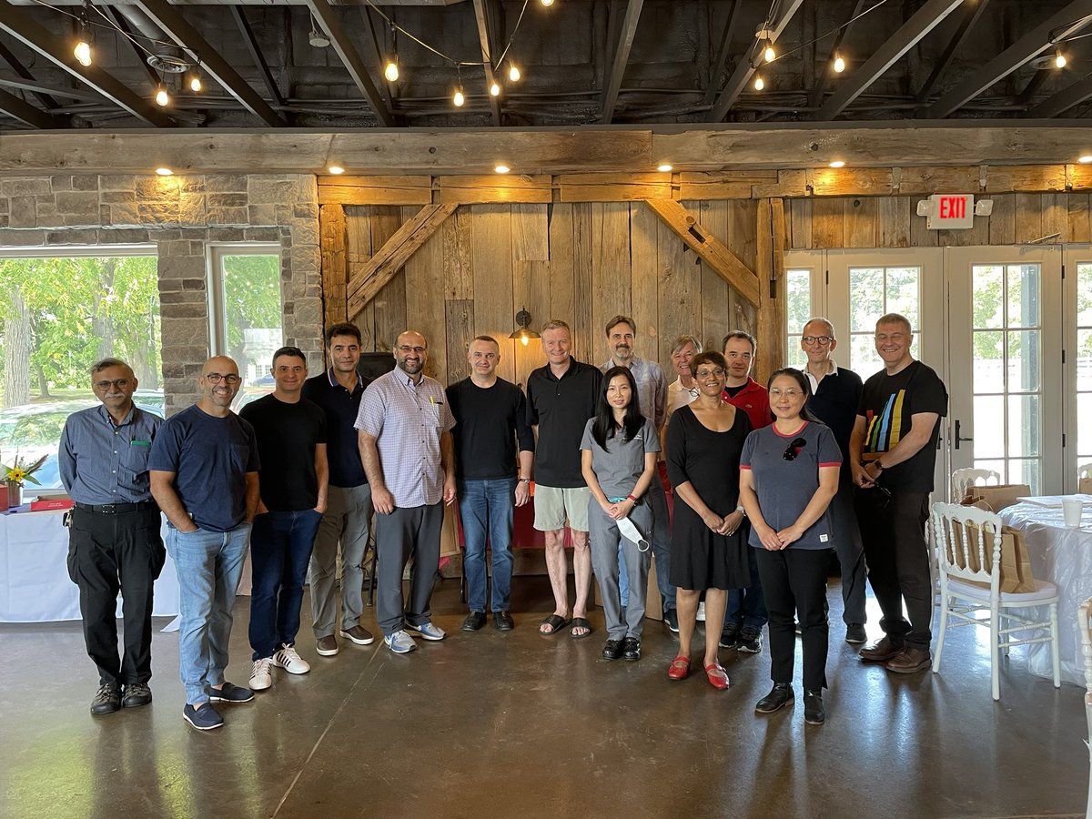 marshllj's tweet photo. The Division that paints together can do great things! @MacDeptMed @McMasterU A productive Fall Retreat with the Division of Gastroenterology! https://t.co/tHck5wm2VE