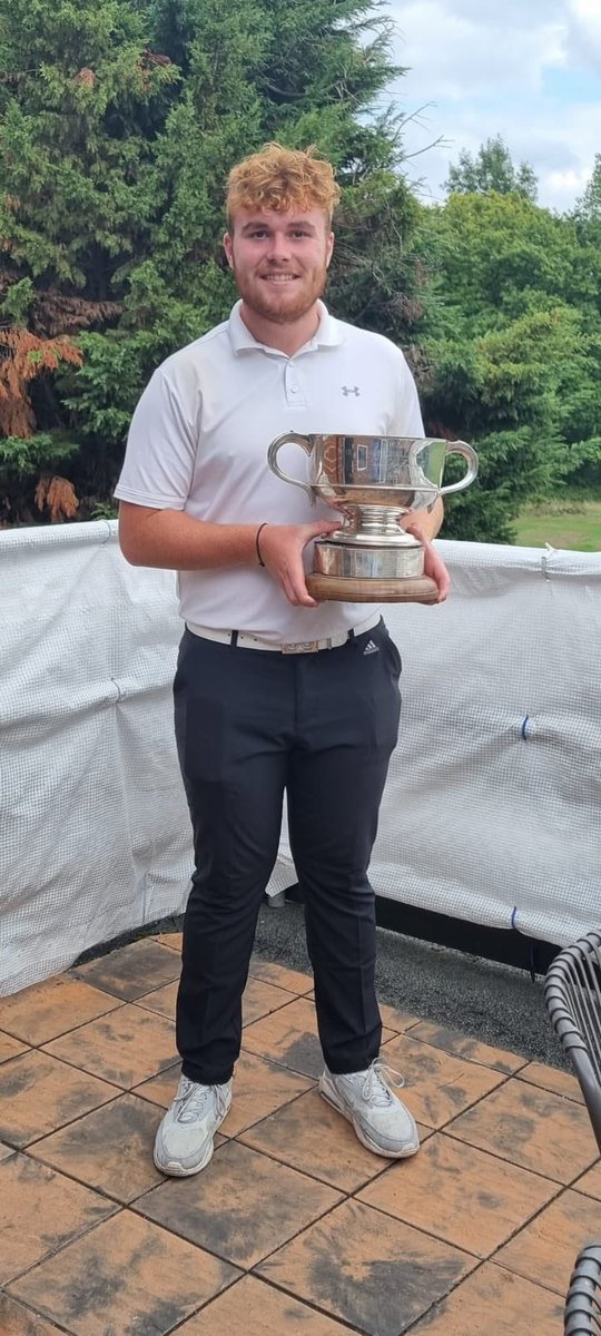 bghgroom's tweet photo. Thank you to everyone @westmiddgc for staging the C W Roe Trophy, I had a great two days and thank you to the Members for all the support. This resulted in my first win this year! Been a tough couple of years so a big thank you to @ryanfenwickgolf and @SMMindOdyssey #puregreens🏆 https://t.co/yRyDEF71cQ
