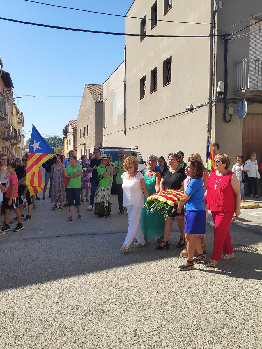 Ajunt_Bellvis's tweet photo. Diada Nacional de Catalunya a Bellvís i els Arcs, https://t.co/jxDnGX4FCz https://t.co/99coxi0Hkw