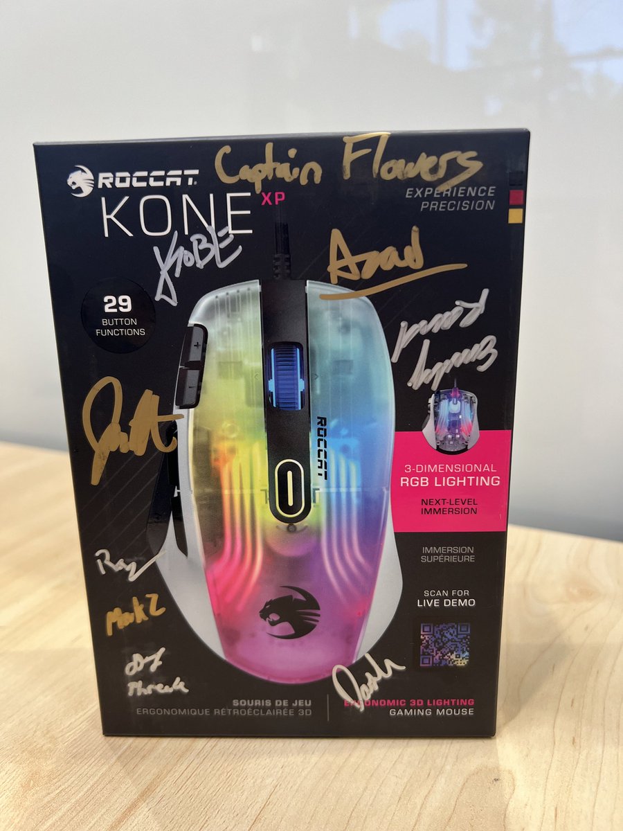 TurtleBeachPC's tweet photo. It's Championship Sunday in the #LCSFinals! 🏆

To celebrate, we're giving away...

🖱️ Kone XP (signed by all the LCS casters)
⭐️ 1 x Mystery Skin

To enter, simply follow @ROCCAT, @LCSOfficial, like and retweet this post and tell us who is going to win the final! 👇 https://t.co/B2vDupsT1m