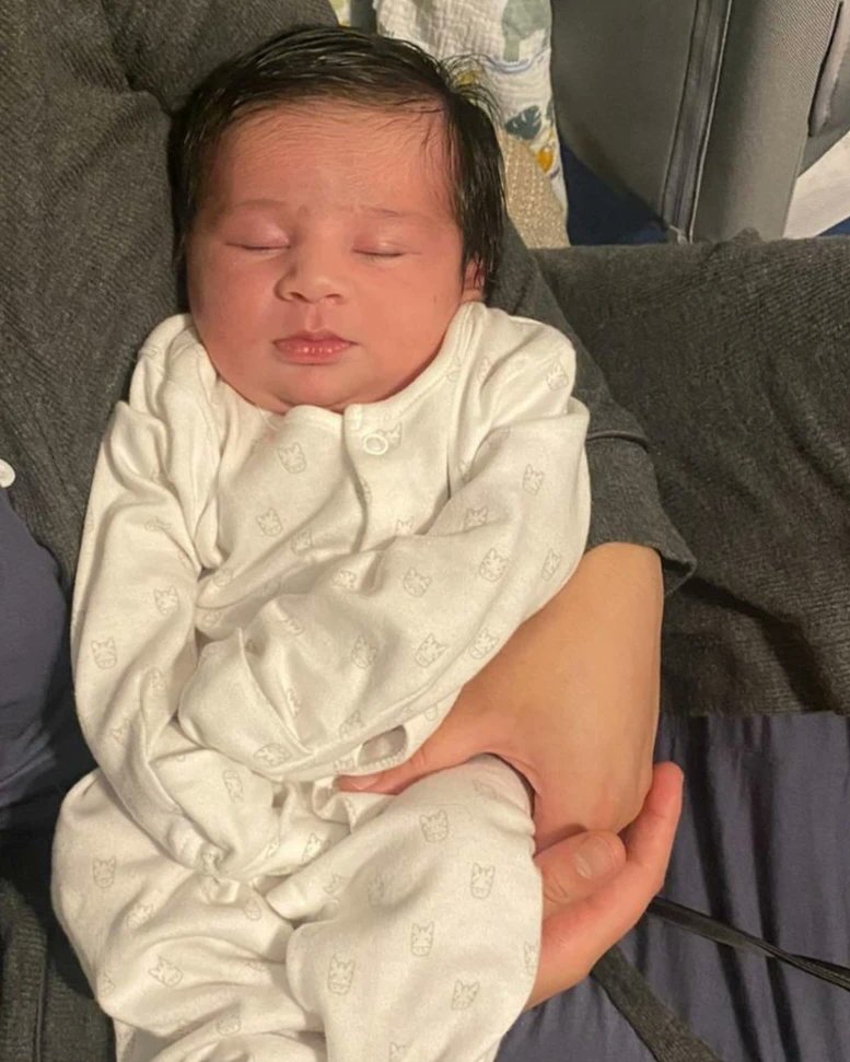 Welcome to the world Aira Bhagawati  💕 born  18.08.22 ❤️

#babyaira #babygirl🎀