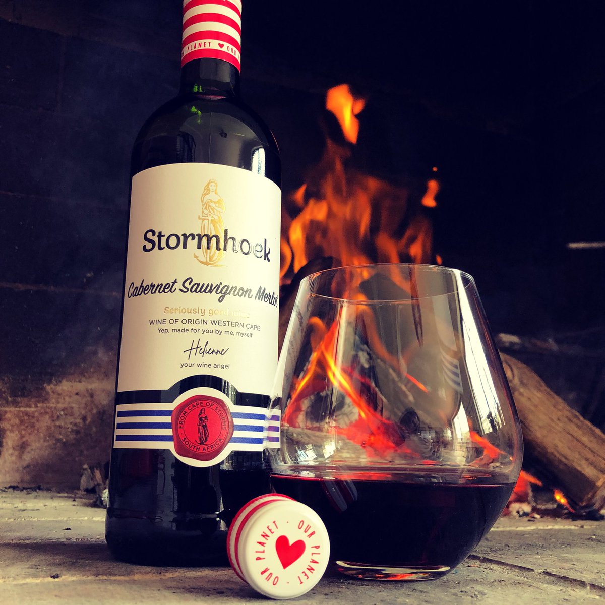 Another relaxing Sunday with some seriously good wine!🍷🔥

Available at any of the below retailers 🛒

😇 
#Morrisons #Coop #Waitrose #AlbertHeijn #GallenGallOfficial #WineAngel #Stormhoek #wine #sunday #Sundayfunday #CabernetSauvignon #Merlot #barbeque #relax #unwind