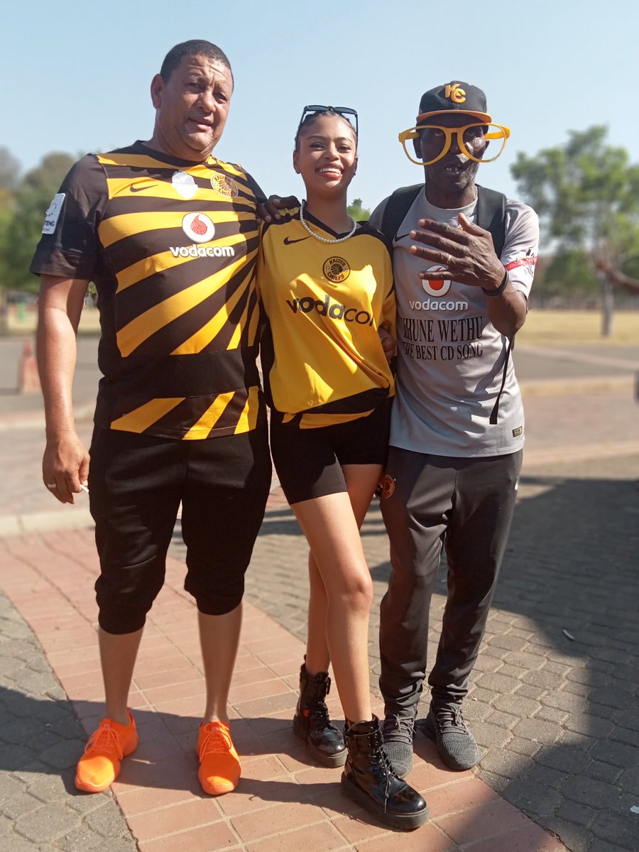 SaddamMaake's tweet photo. TjoviTjo feed your eyes, Marumo 1 KC 0 second half, setting must be done before is too late, we cannot afford to lose this game today please 🥺 https://t.co/s7IijfQojx