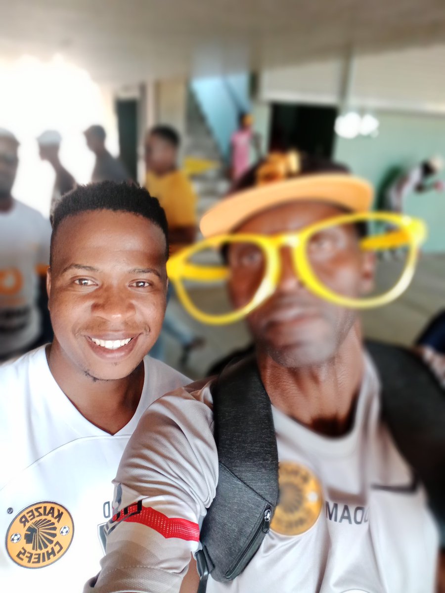 SaddamMaake's tweet photo. TjoviTjo feed your eyes, Marumo 1 KC 0 second half, setting must be done before is too late, we cannot afford to lose this game today please 🥺 https://t.co/s7IijfQojx