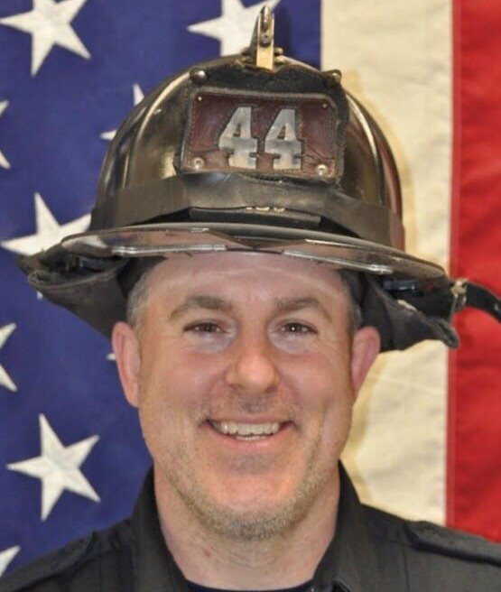 PiLambdaPhi's tweet photo. Never forget Tommy Oelkers (St. John's), an FDNY Firefighter. On 9/11, Tommy responded to the WTC and spent countless hours on the rescue and recovery effort. He passed away from WTC-related cancer in 2021. #ChapterEternal His company dedicated a firetruck to honor his memory. https://t.co/mM67IgVOE4