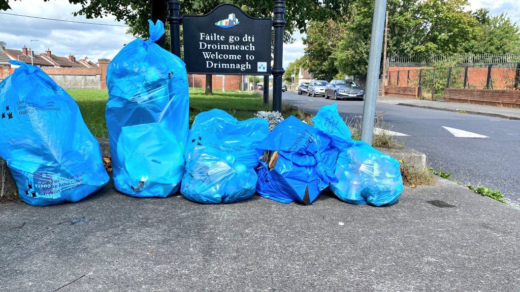 TidyDrimnagh's tweet photo. Volunteers were out and about yesterday litter picking around Drimnagh. Lots of bags collected but still more to pick up. It's all plastic bottles and masks. We need a plastic bottle levy to try &amp; stop the litter. #stoptheplastic https://t.co/IsbDTteKLf