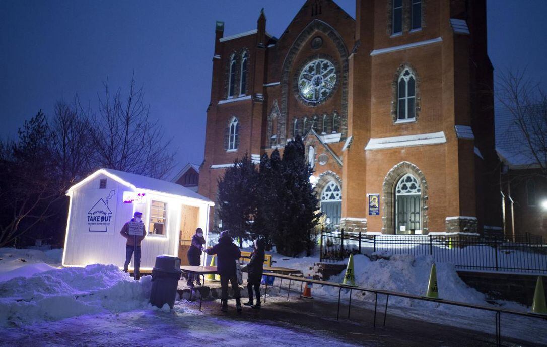 berryonline's tweet photo. Today is the #HungerNoMore fundraising event to support the @St_MarysParish @TinyHomeTakeout initiative, #ABetterTentCity & other initiatives from 1pm-4pm in @DTKitchener on Young Street & in the church parking lot! Please come out and support this worthy cause! #CaringCommunity https://t.co/ncEjANL7N5