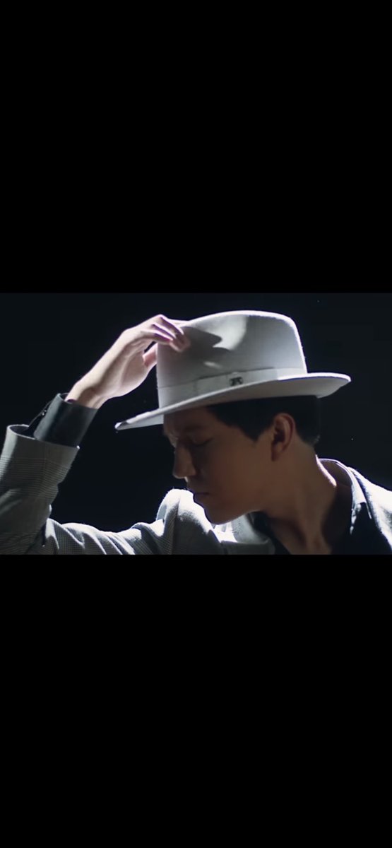 AlaurdeVieira's tweet photo. #DimashQudaibergen your name so bright is written in the stars and in our hearts, your voice so beautiful is a balm for our soul 
@dimash_official 
#FlyAway 
#Zhalyn 

UNITED FOR DIMASH 
🍁🥀🍁🥀🍁🥀🍁 https://t.co/wEVxipCHal