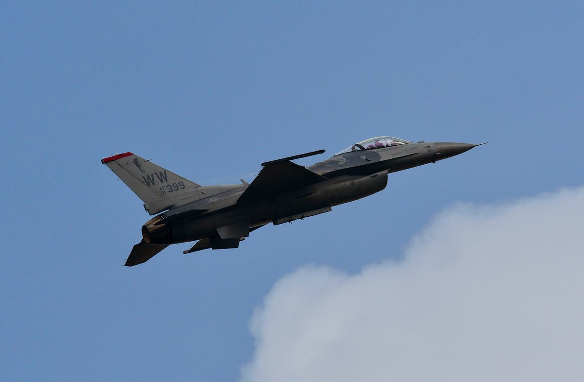「三沢基地航空祭2022、コロナ抜きにしても数年ぶり(以前は行けなかった)なのでめ」|KAZE／高橋賢治のイラスト