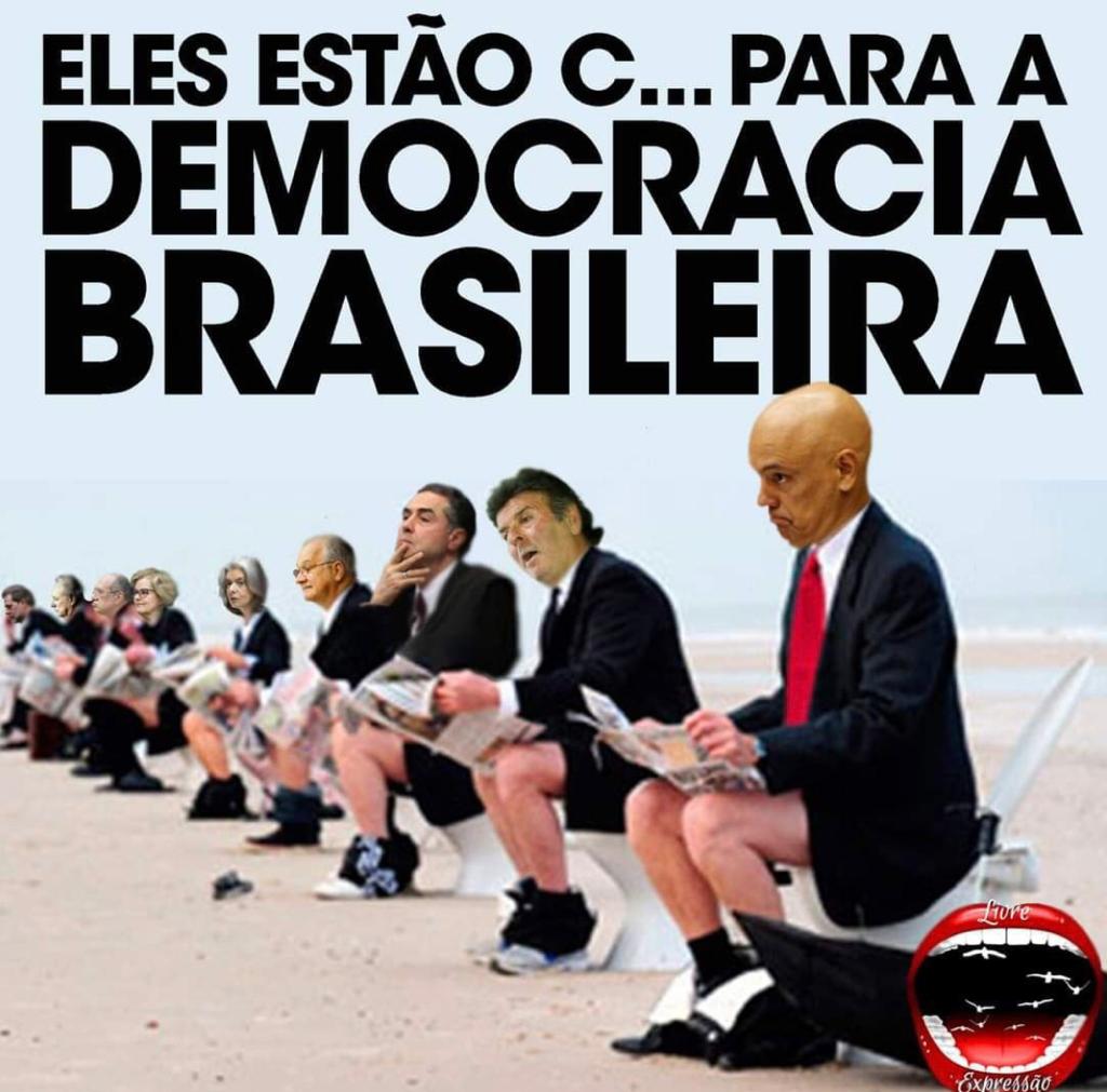 Graziela0901's tweet photo. @jorgeserrao @KTripeno Cadê o ministro do @STF_oficial ???
Já sei. 
Estudando a CF. https://t.co/TYqCHBGjJJ