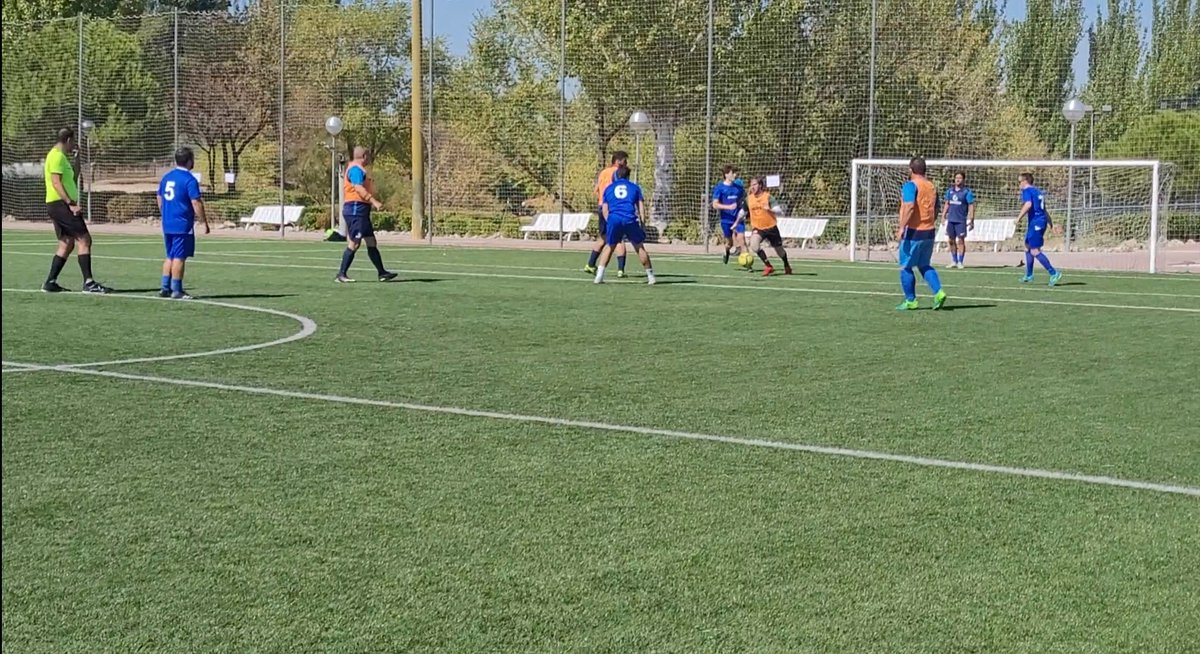Uponor_ES's tweet image. Aquí, el resumen de un día maravilloso. V Torneo solidario de Fútbol 7 del sector inmobiliario a favor de @DownMadrid  y organizado juntos a @ASPRIMAdrid  @simaexpo y fundación Gomez Pintado. Gracias un año más por la iniciativa!
