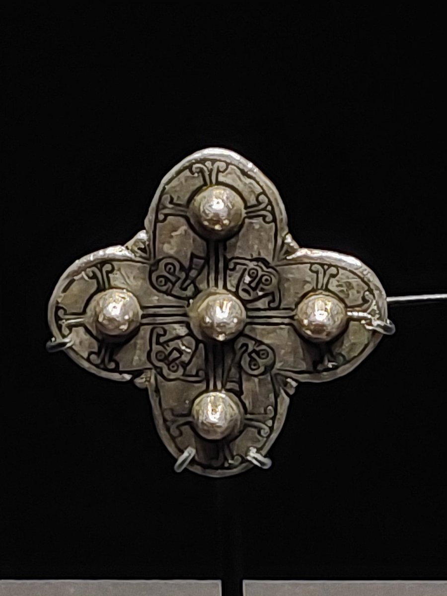 robpass's tweet photo. What better way to spend a Sunday than a trip to see the fabulous #GallowayHoard AND the #BookOfDeer followed by a pub lunch! @AbdnArtMuseums @bookof_deer https://t.co/F1vHhtoT2h