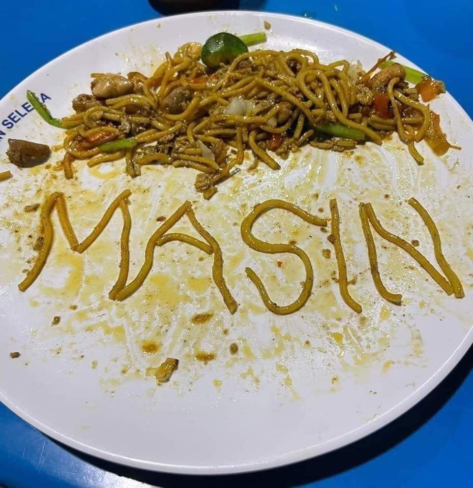 BobCintaRasul's tweet photo. Boleh cuba lain kali..cara baik nak tegur rasa masakan..😂 https://t.co/Yxu9i43wll