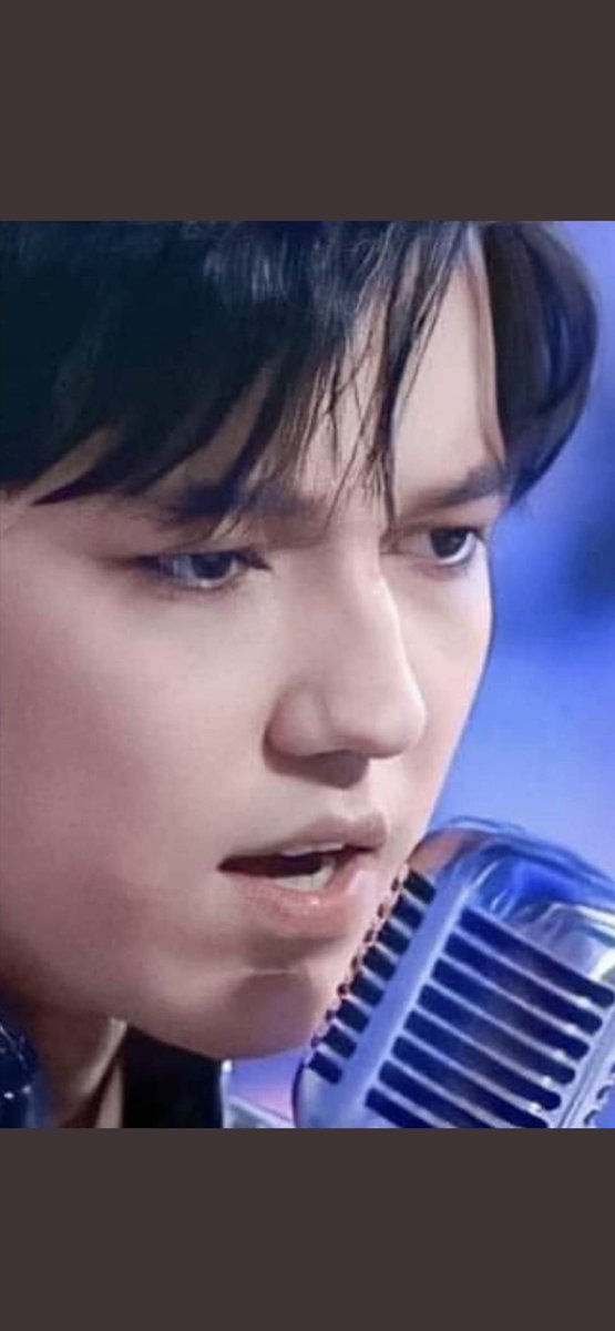 AlaurdeVieira's tweet photo. #DimashQudaibergen your name so bright is written in the stars and in our hearts, your voice so beautiful is a balm for our soul 
@dimash_official 
#FlyAway 
#Zhalyn 

WE’RE ONE FOR DIMASH 
☘️🌻☘️🌻☘️🌻☘️ https://t.co/Cdk8hubNii