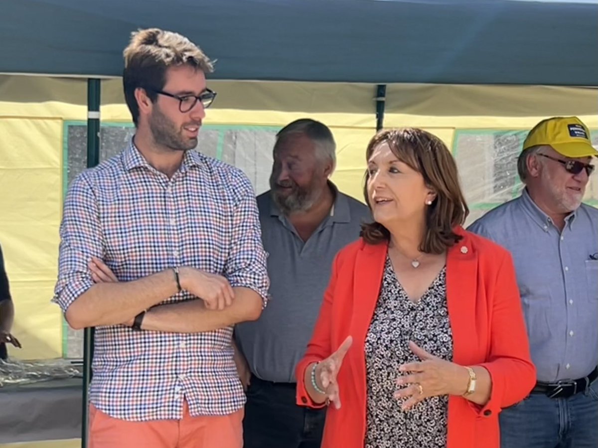 Isa_perdereau's tweet photo. Avec @Pierre_VALLEE91 nous avons eu à cœur de réunir les personnes qui se sont investies pour nous aider lors de notre campagne législative #Circo9103 #Essonne.

MERCI pour votre soutien et cette belle aventure!
Une pensée pour ceux qui n’ont pas pu être avec nous.

On continue💛 https://t.co/guJJXyIPIM
