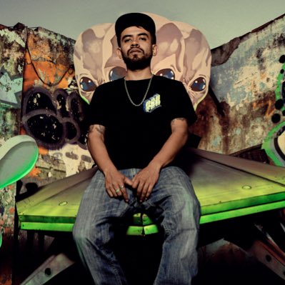 ruidobeats's tweet photo. #NuevaFotoDePerfil https://t.co/3EF6MouS7r