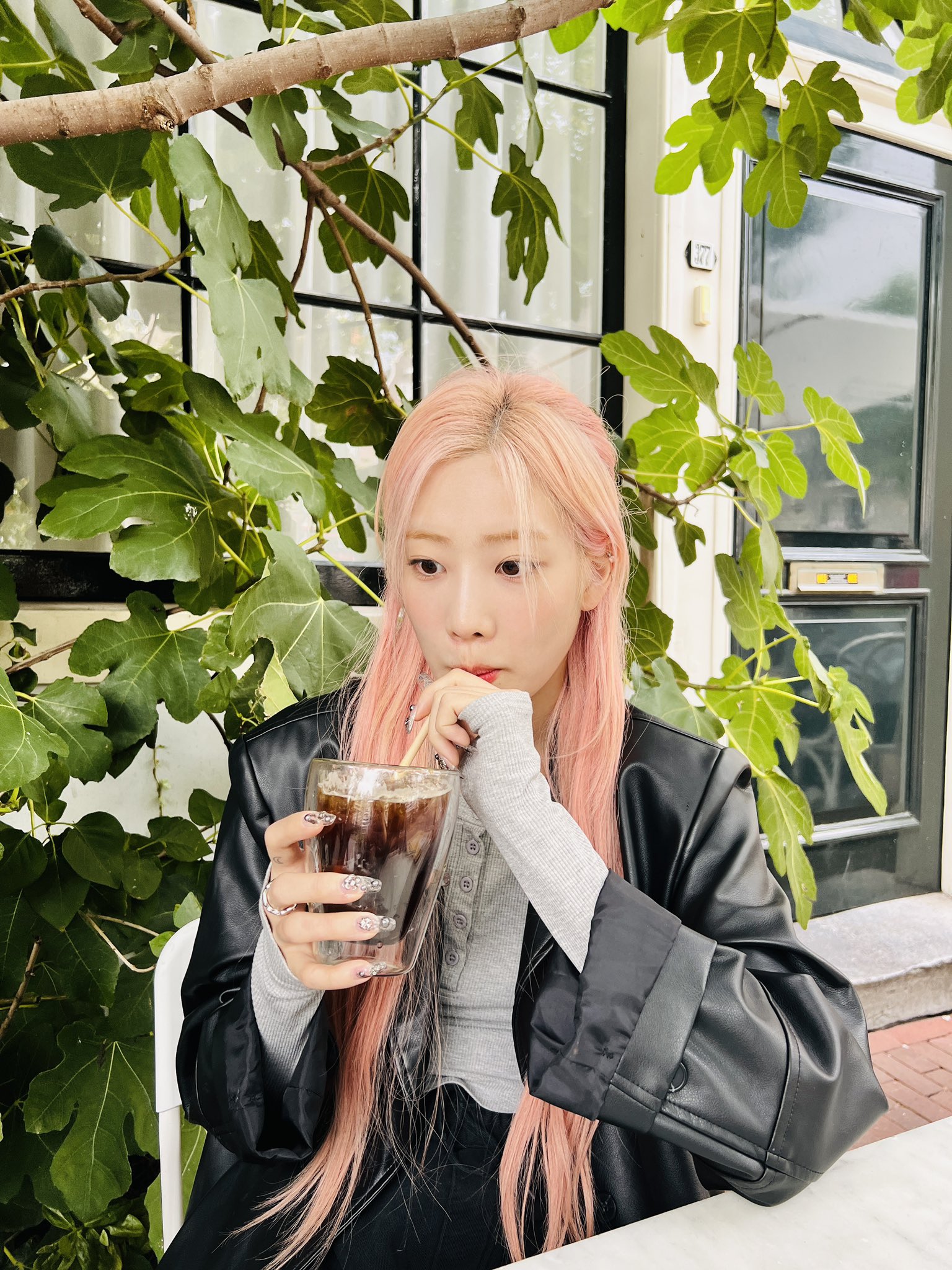 loo-on-twitter-kimlip-we-re-not-made-of-sugar