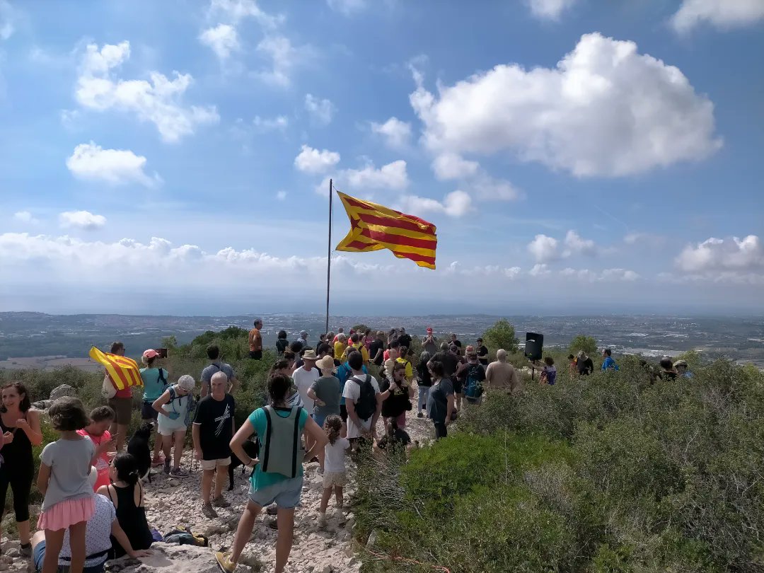 OskarMeGo's tweet image. Ens movem per a que tot canvïi #PerCanviarHoTot #FreeAnnaGabriel #FreeThemAll #IndependènciaÉsRevolució
#Diada2022 #spribes