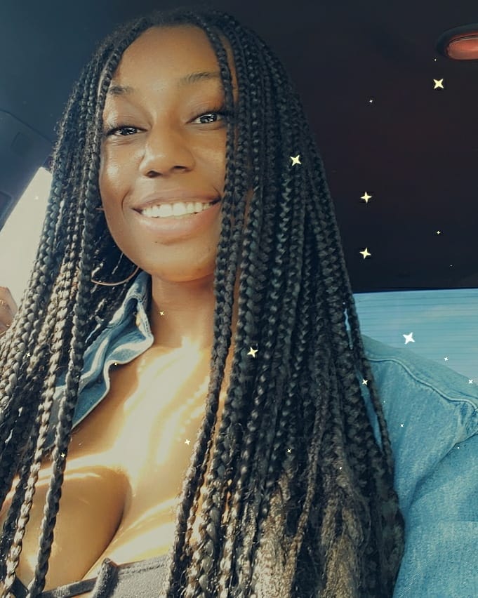 SimlyEv's tweet image. About Me: My name is Ev | A Sag born in 95 | I really rock a fro 80% of the year | Wife | Mother of 4, so far | Chef, Broker, Homeschooler + SAHM | West Coaster 🇺🇲