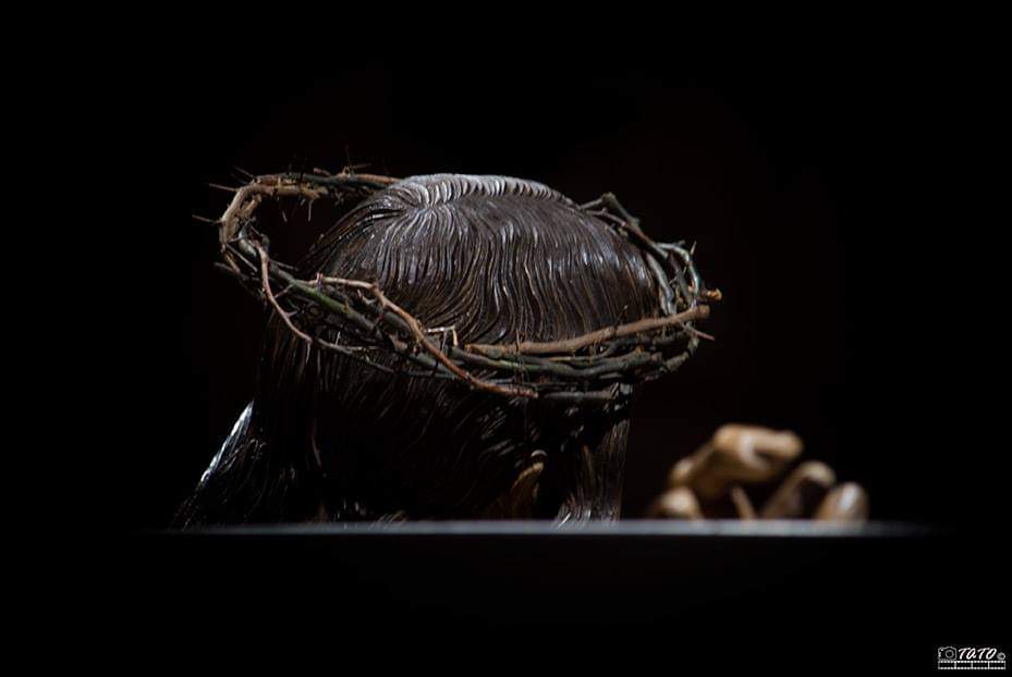 RedencionLeon's tweet photo. Hoy queremos felicitar a D. José Castro Lozano, quien hoy ha tomado posesión como Abad de la Cofradía de las Siete Palabras de Jesús en la Cruz - @7palabrasleon - para el próximo bienio.

¡Que sea enhorabuena!

📸 Roberto Bernaldo de Quirós

#PorSiempreRedención #LeonEsp https://t.co/HfLbyzqI8A