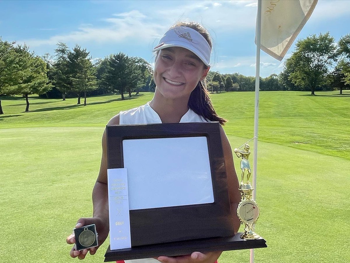 ChadGeheb22's tweet photo. Super proud of @geheb22 and her teammates on capturing their THIRD straight HHC Championship! Corryn also had a great day leading her team w a 93, earning her third place overall, giving her All-Conference honors for the second year in a row!! #hhcchamps2022🏆#thirdoverall🥉 https://t.co/xGncjlsW3t