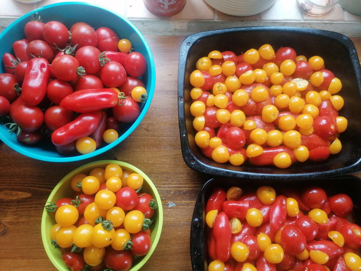 With an unexpected day off today I'm having my own #harvestfestival here in the kitchen. Passata in the making, pizza on the menu for dinner #GIY