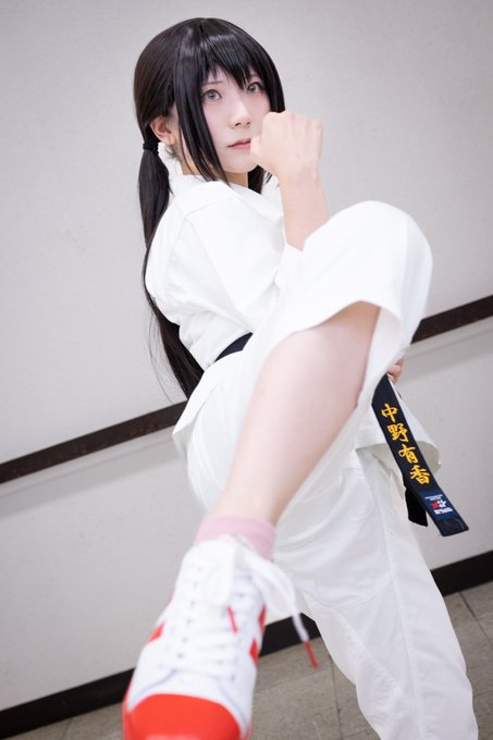 Twitterのコスプレ画像2