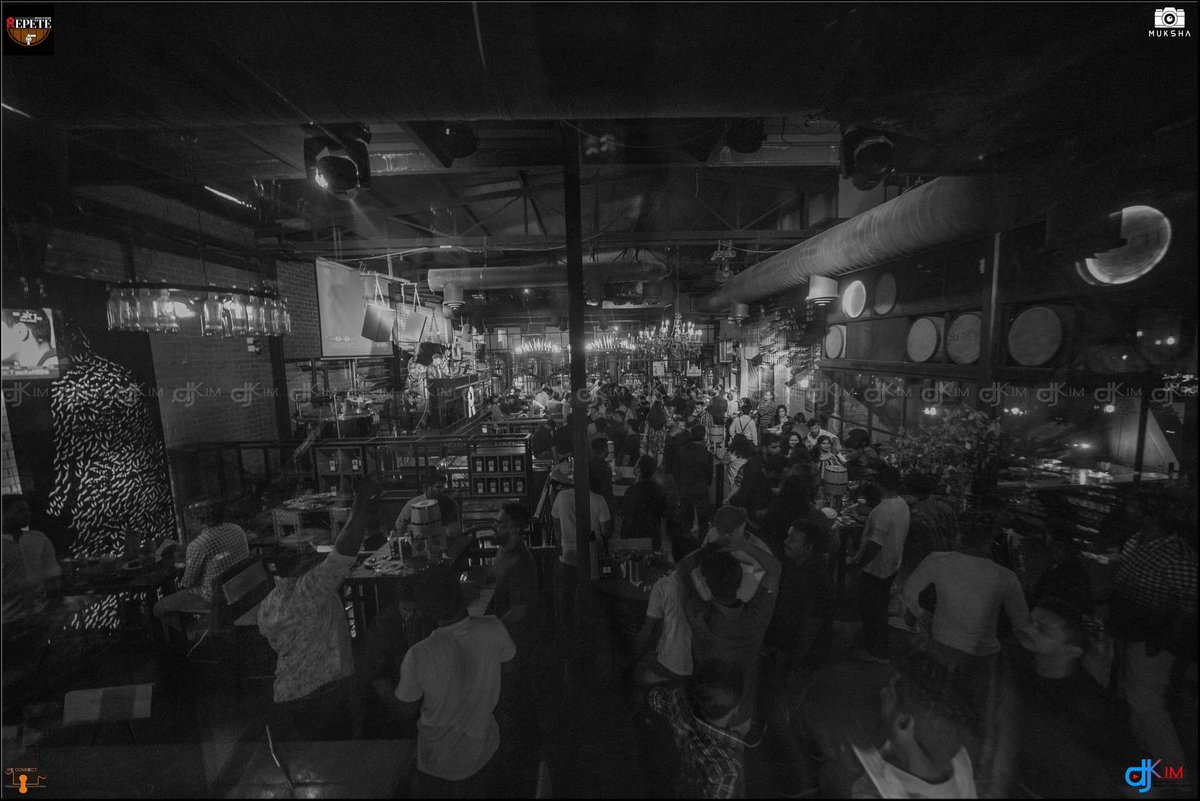BreweryRepete's tweet photo. All about Weekend Bounce
Feat Dj Kim 
#LetsRepete #RepeteBrewery #BollywoodNight https://t.co/LzavwcI4xs