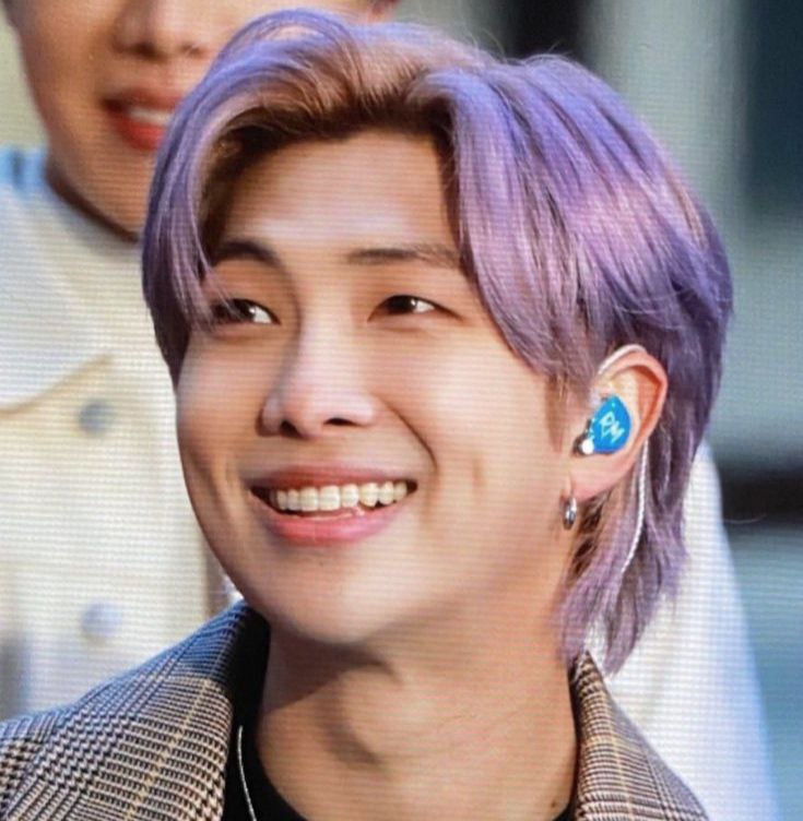 _viinzz's tweet photo. ♡ милые ямочки на мягоньких щёчках намджуна тред ;;  

happy birthday best leader 🎊🎉 https://t.co/fkmgftUwCa