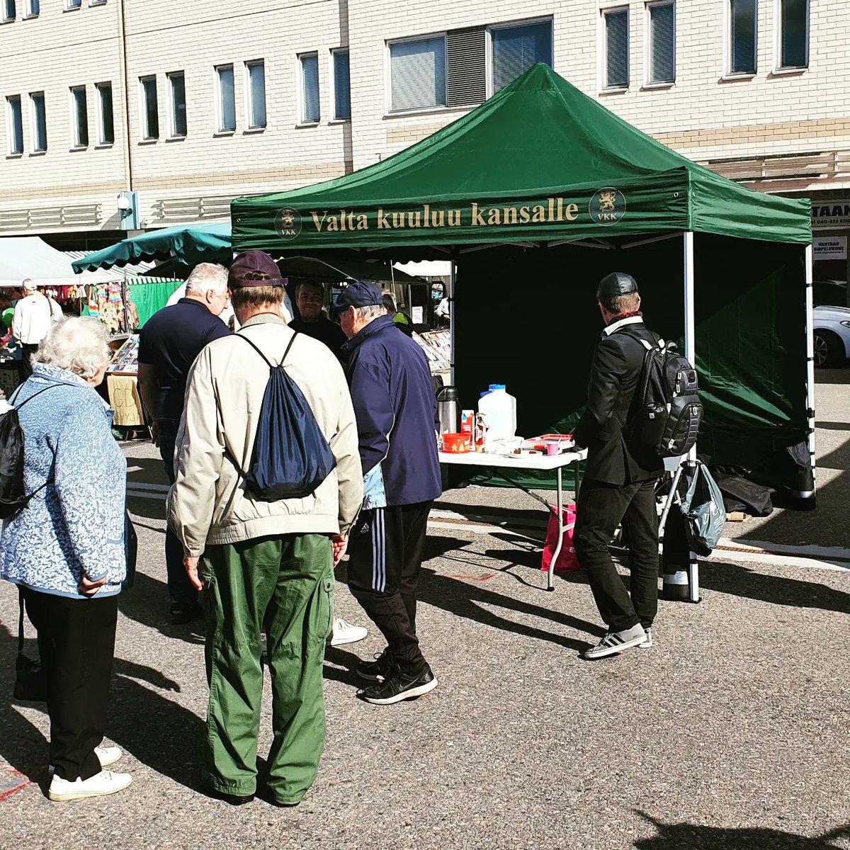 VKKEspoo's tweet photo. Espoon VKK kävi vierailulla @VkkVantaa telttatapahtumassa.

Turvallisuus oli usean jutulle saapuneen henkilön huolenaiheena. https://t.co/k23l9tvclQ