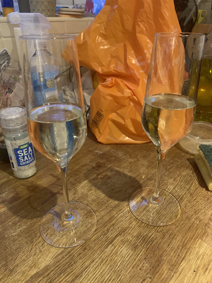 Rebecca Akehurst tweet media