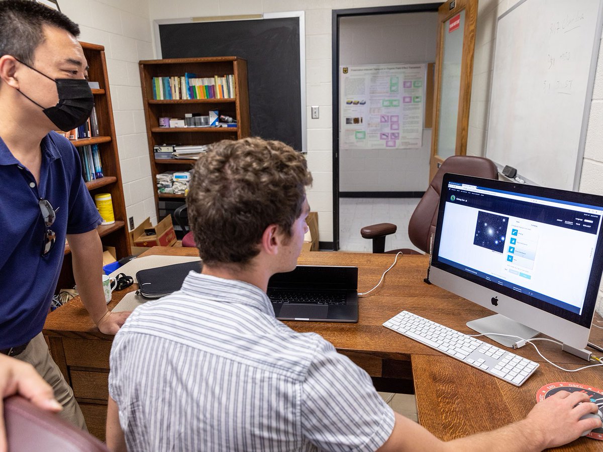 Mizzou's tweet photo. The legacy continues: A new $1.5 million grant supports #Mizzou's long legacy of student support through the McNair Scholars Program.

Read how the program has impacted the lives of current Mizzou students. ➡️ https://t.co/LabhVECusY https://t.co/NwCLPB7my4