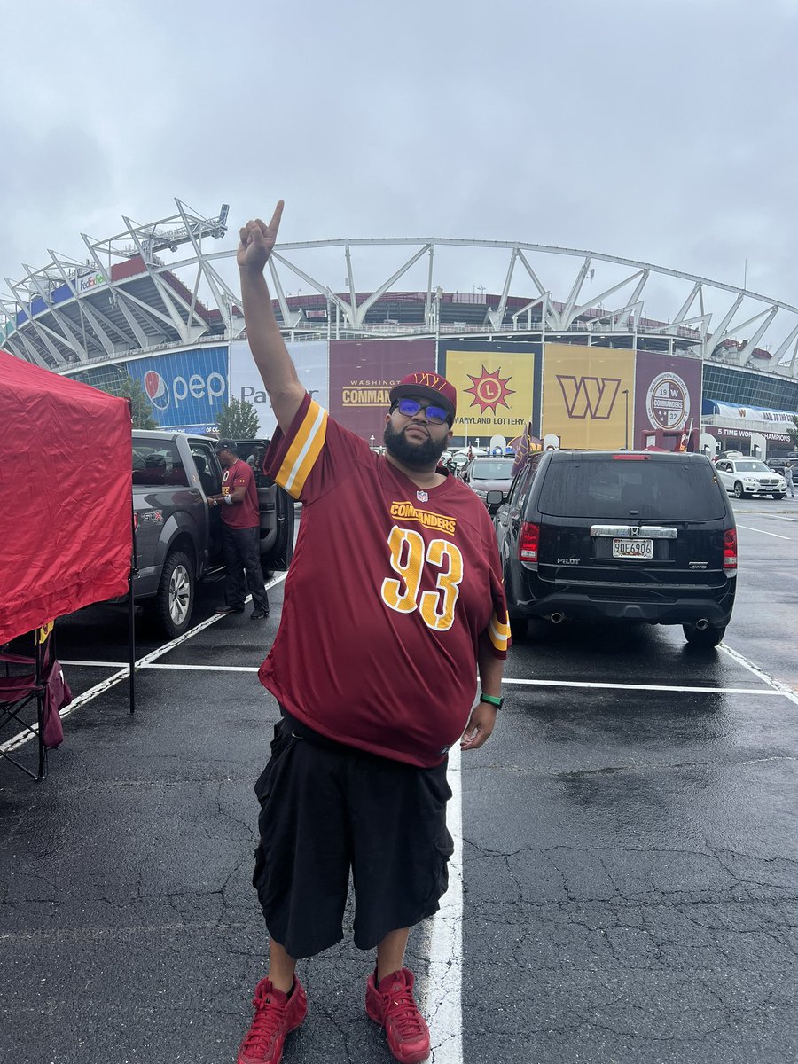 zaahir3000's tweet photo. Sorry @TonyKhan you are my guy for @AEW but today my @Commanders are the โ๐พโ๐พโ๐พโ๐พs #HTTC #TakeCommand #DUUUVAL #wasvsjax https://t.co/Dw5CTOCmae