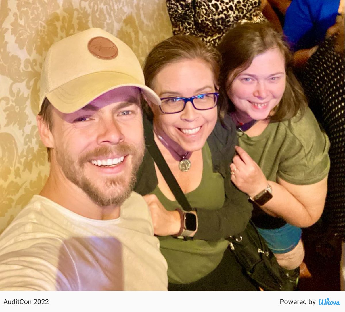 Selfie w/ dance star Derek Hough; after his INCREDIBLE nightly show @ Venetian in Vegas! #DWTS <a href="/DerekHough/">Derek Hough</a> <a href="/ACUA/">adonis cua</a>.HigherEd #PreConferenceFun #AUDITCON2022 #ACUA via Whova event app whova.com/whova-event-ap…