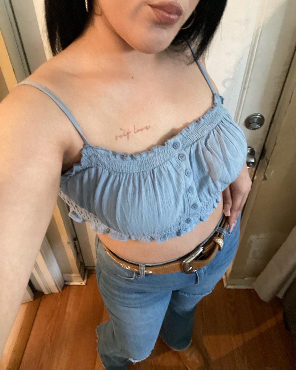 itsgiselap's tweet image. 🤠💗