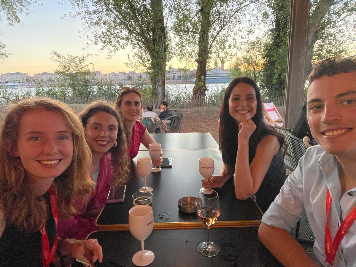 MuireannOReilly's tweet photo. Really enjoyed an amazing week in Bordeaux @ESB_2022 ,which was the first international conference of my PhD. Lots of time spent learning about interesting biomaterials research, networking with brilliant people and of course drinking excellent wine! 🍷 🇫🇷 https://t.co/tuSXvXht0Y