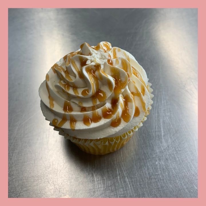 PerfectlyPastry's tweet photo. Alright. You asked for it, and we happily delivered.
We can't get over our delicious these cupcakes are.
Let me introduce you to the Caramel Cake Cupcake
#cupcakery #stlouismo https://t.co/d6Owlv2t2b